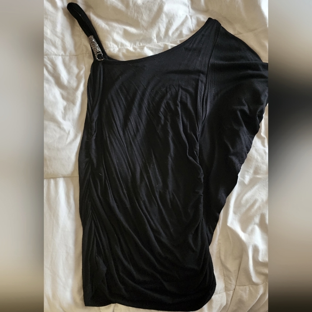 Guess One shoulder wing black date night top